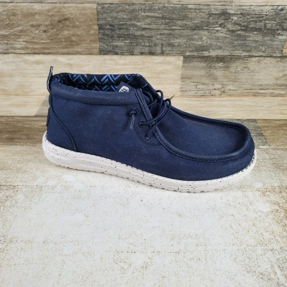Hey Dude Wally Mid Stretch Mens Shoes Sz 9 Comfort Navy Canvas Round Toe Pull-On